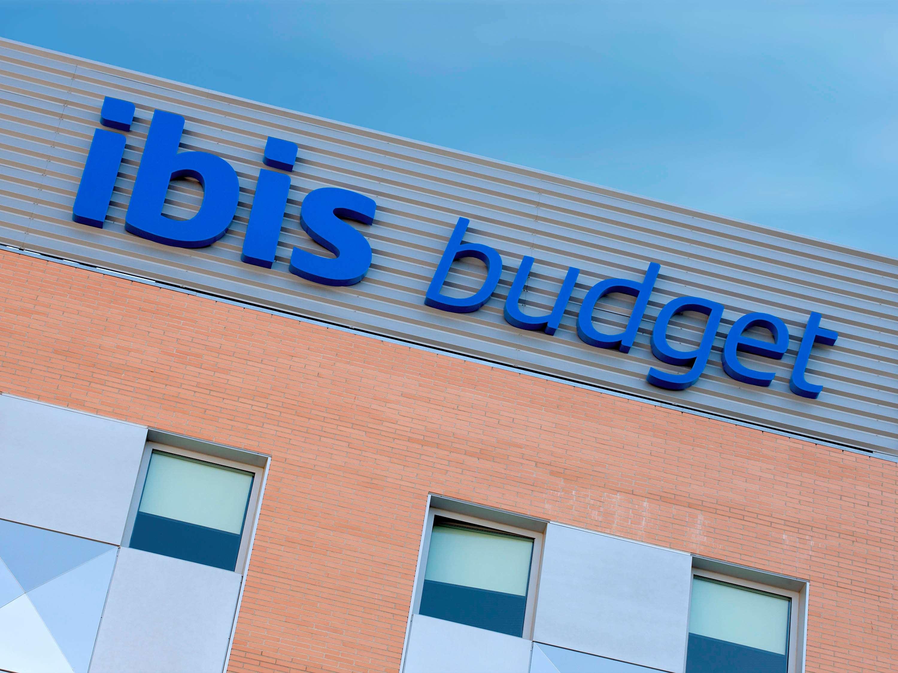 Ibis Budget Lleida 2/50