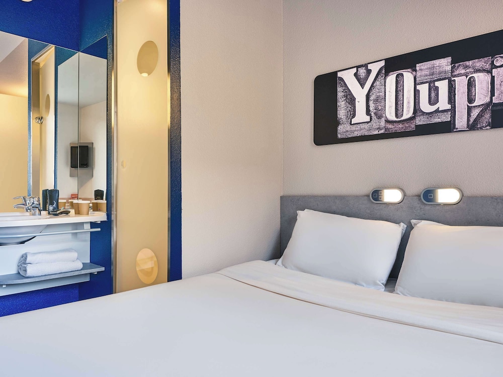 Ibis Budget Velizy 25/67