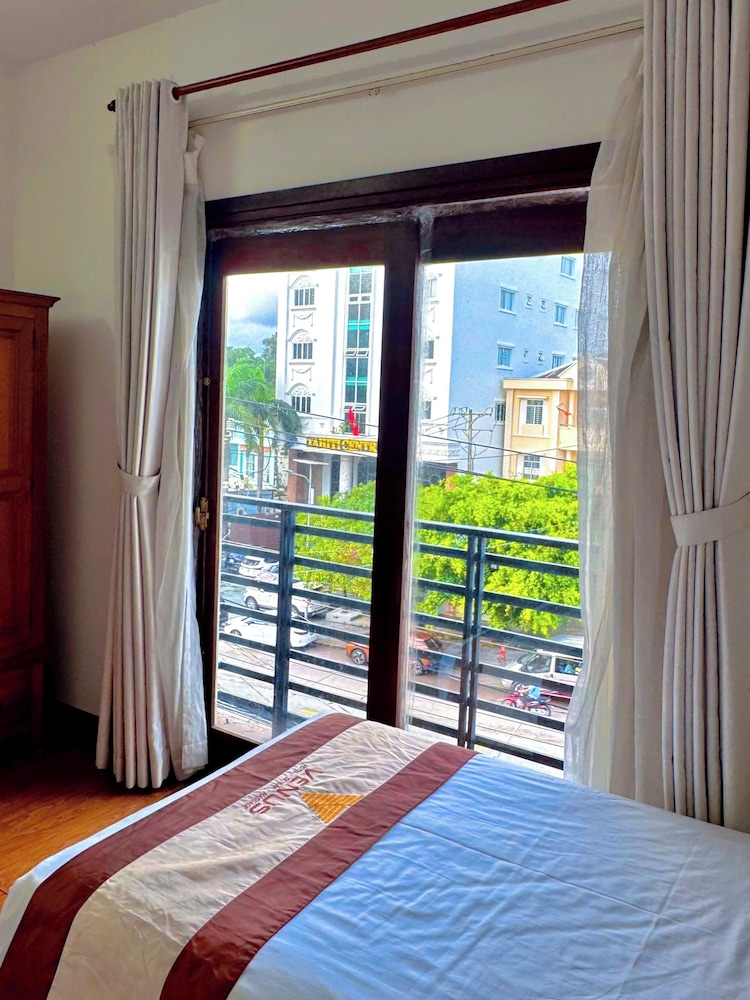 Venus Hotel - Massage & Sky Bar 10/43