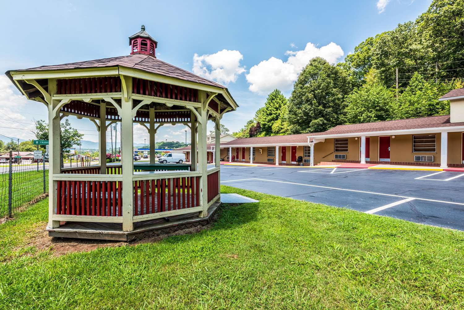 Americas Best Value Inn Franklin 22/24
