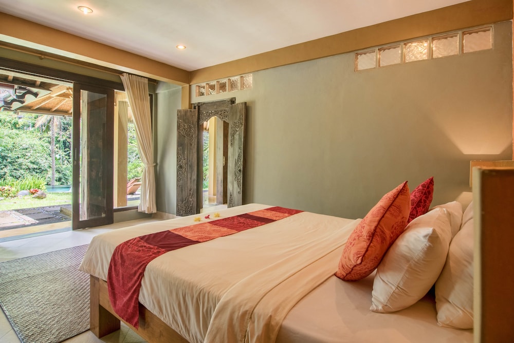 Villa Beji Indah 9/50