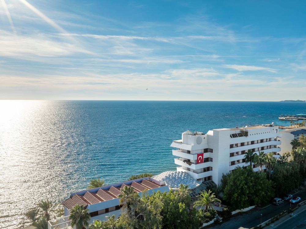 Rubi Hotel 55/63