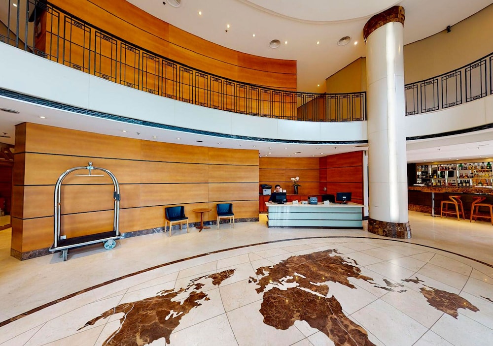 Estanplaza Funchal Faria Lima 2/57