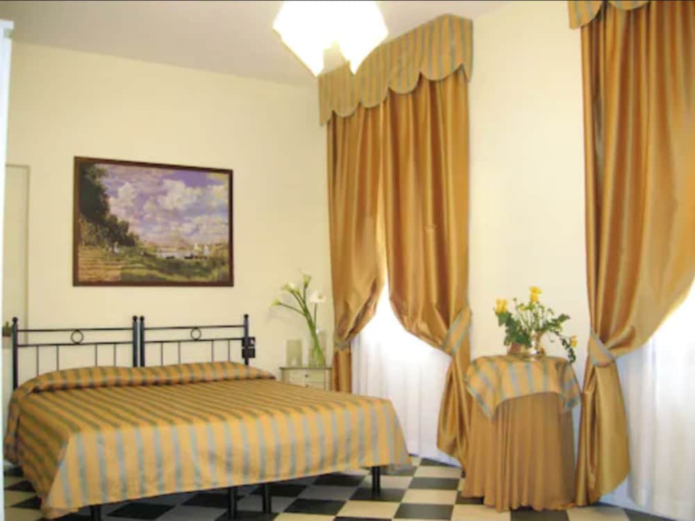 HOTEL AGLI ARTISTI 11/32