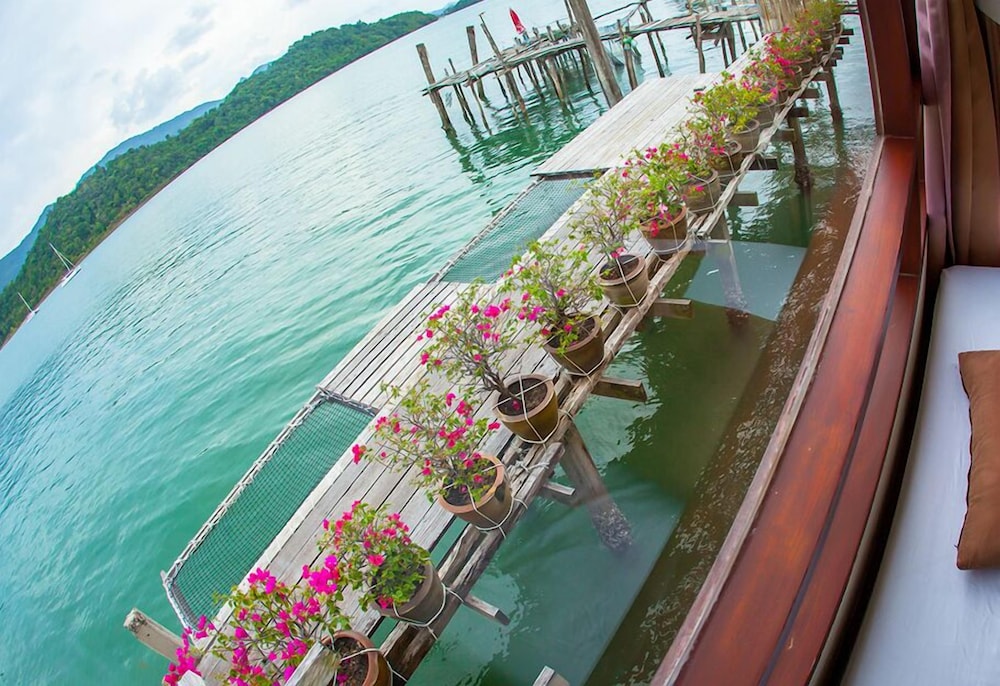 Salakphet Resort 54/71