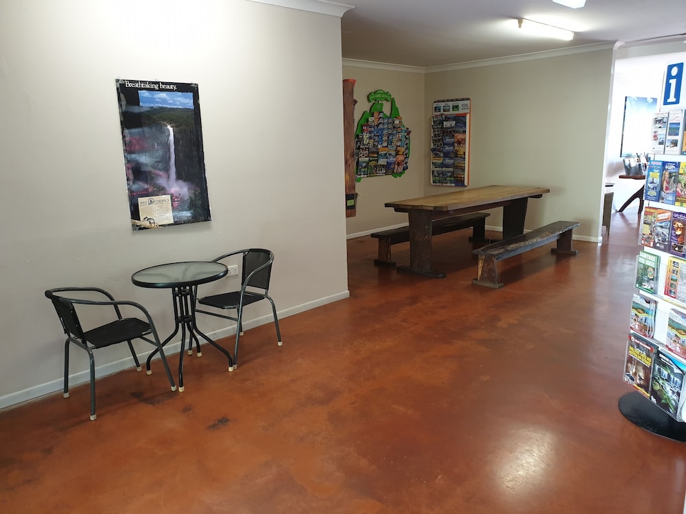 Paradise Travellers Rest 23/50