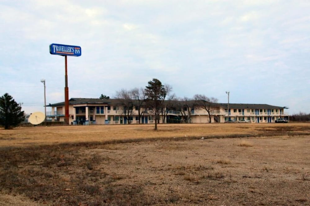 OYO Travellers Inn 38/39