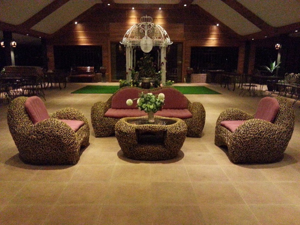 The Farm Resort And Restaurant 7/18