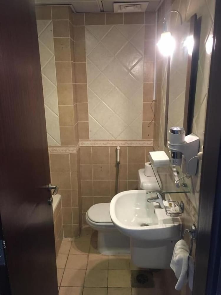 فندق سكاي فيو(Sky View Hotel) 58/59