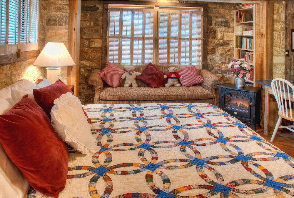 Kuebler Waldrip Haus Bed and Breakfast 29/50