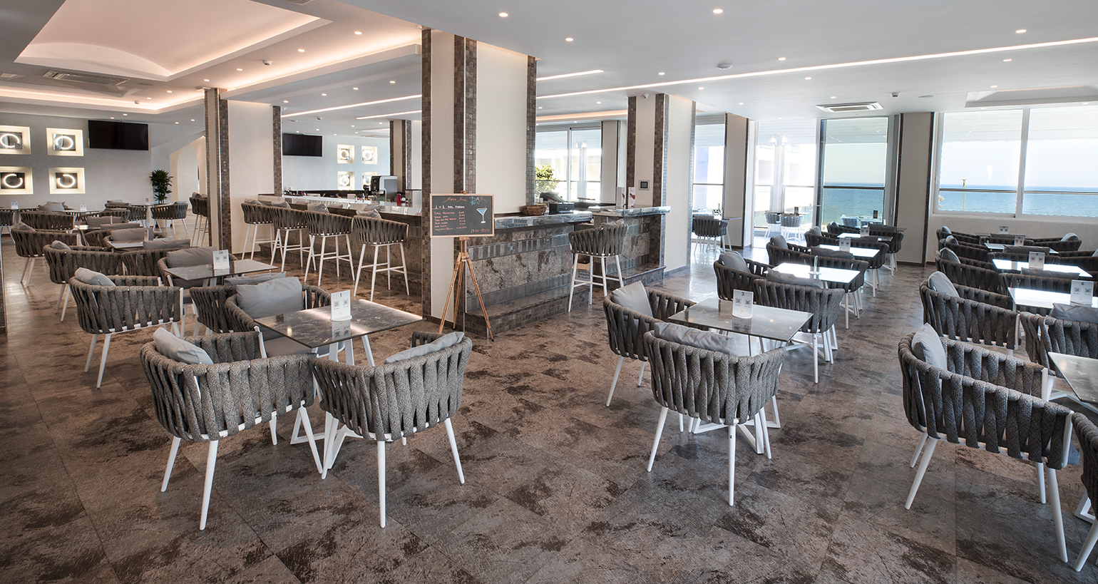 Rhodos Horizon Blu - Adults Only 26/41