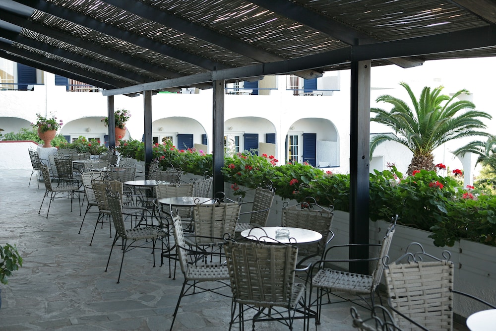 Andros Holiday Hotel 52/68