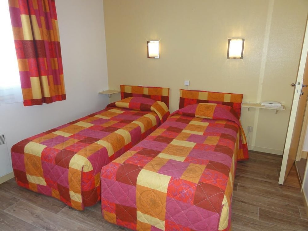 CITOTEL LE BOISCHAUT 4/25