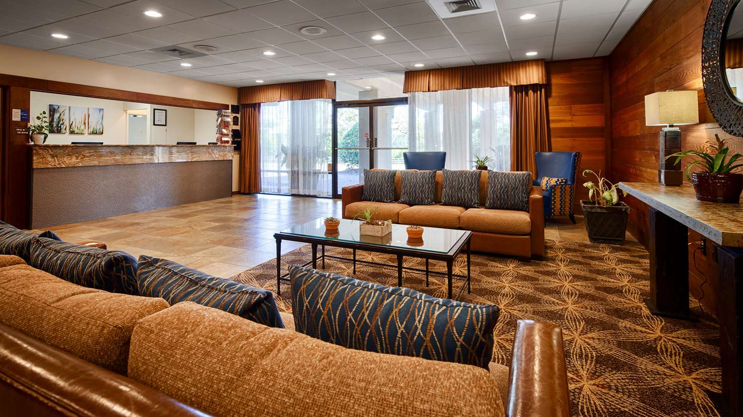 Best Western Crossroads Inn 11/19