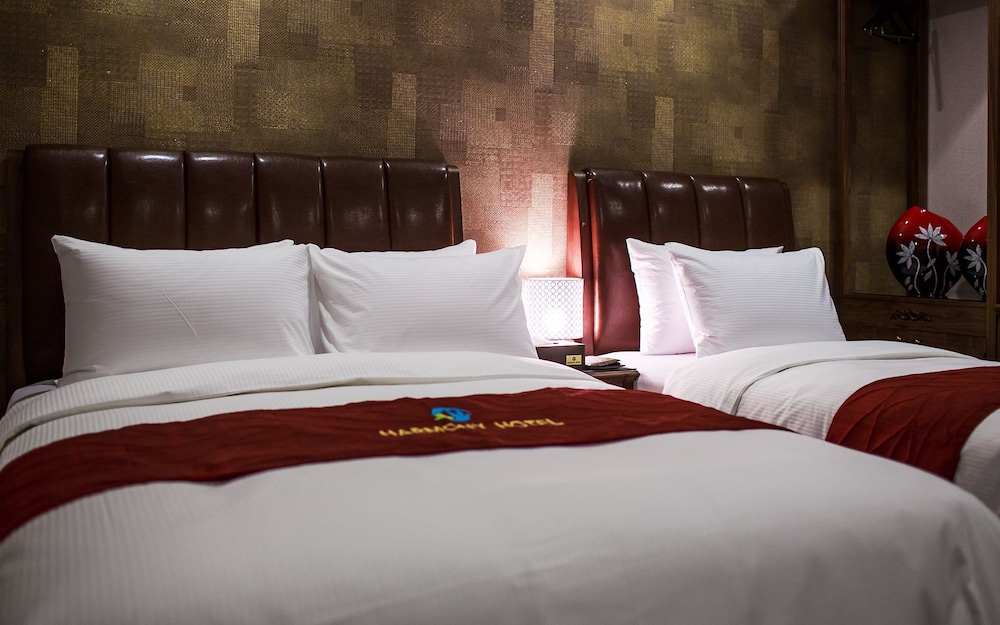Harmony Hotel 32/55