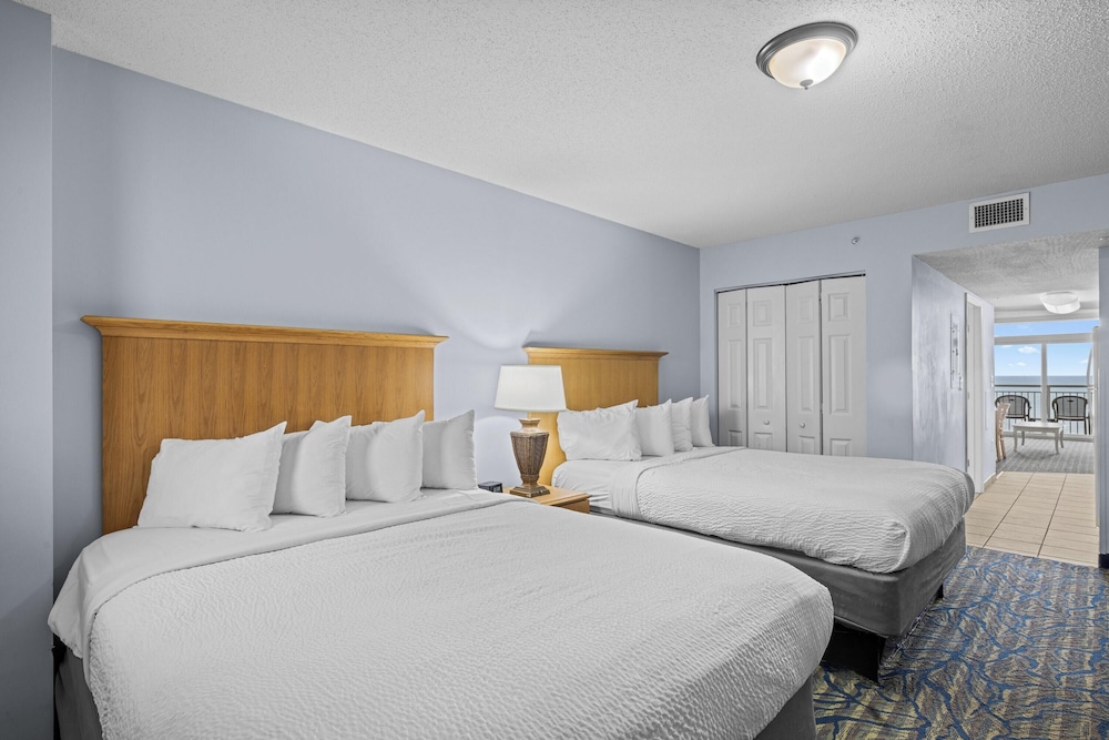 1 BEDROOM, SUITE, OCEAN FRONT