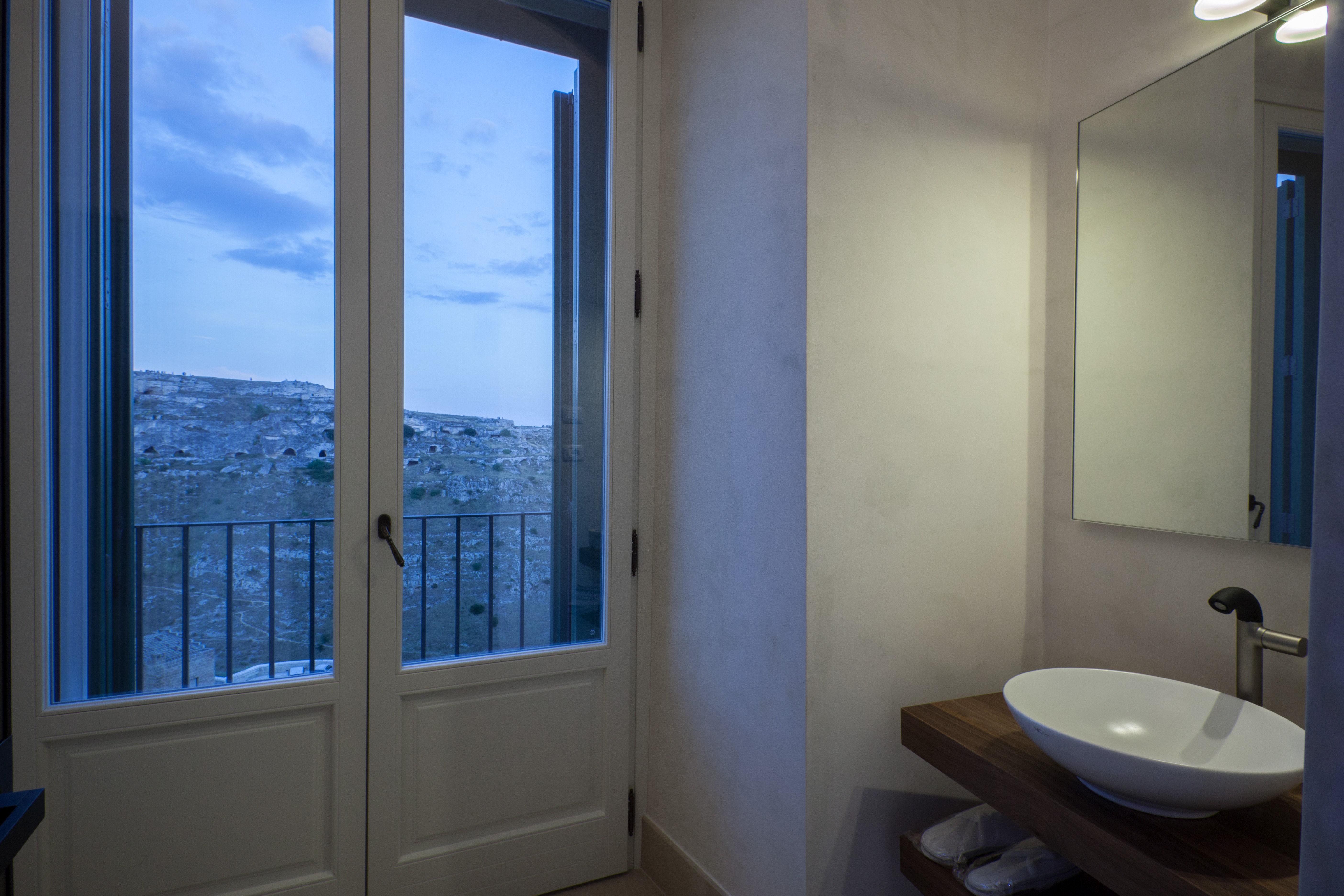 Suite Queen 2 Ad + 1 Ch، BV Quarry Matera 4/5