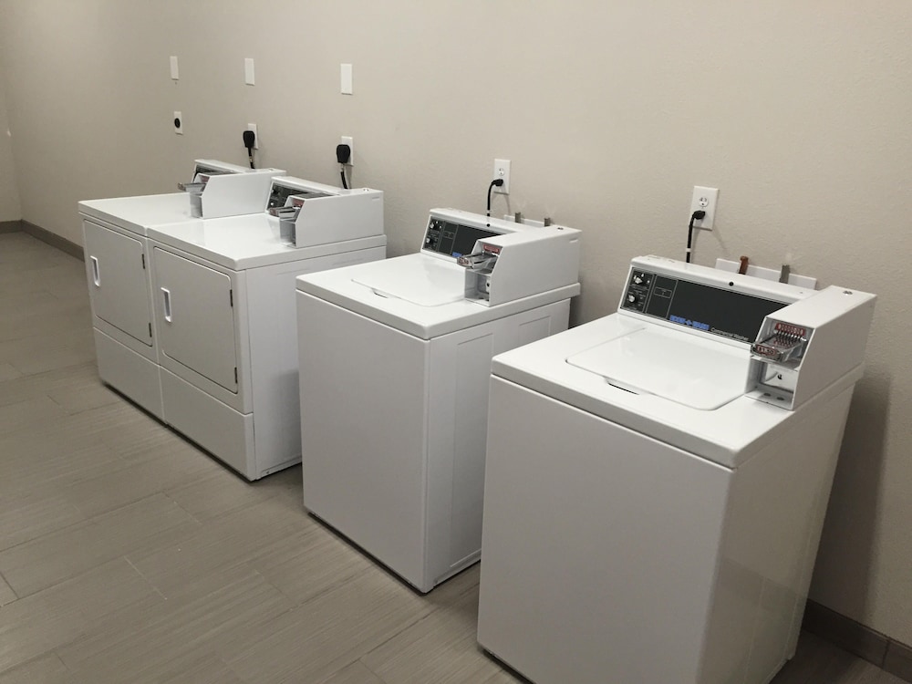MainStay Suites Odessa I-20 TX 23/23