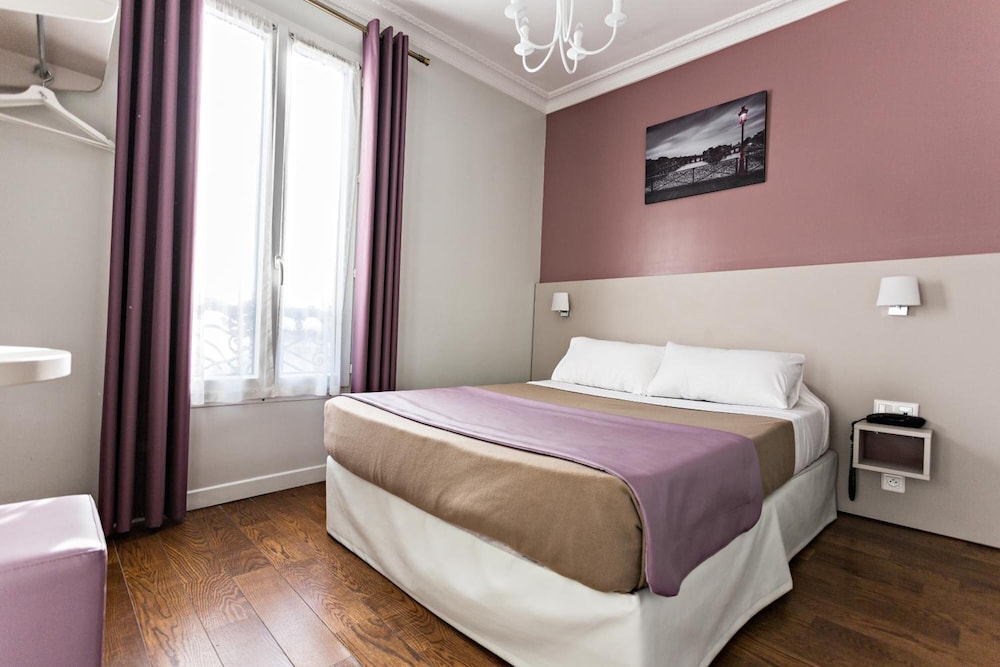 MODERN HOTEL 17/51