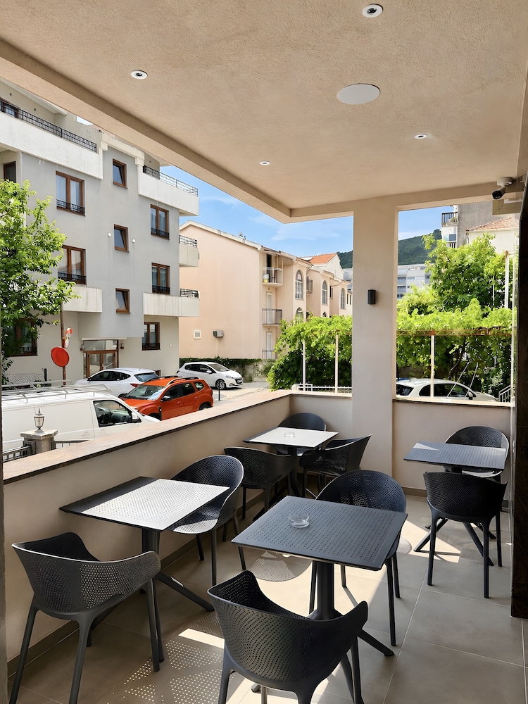 Garni Hotel Fineso 30/50
