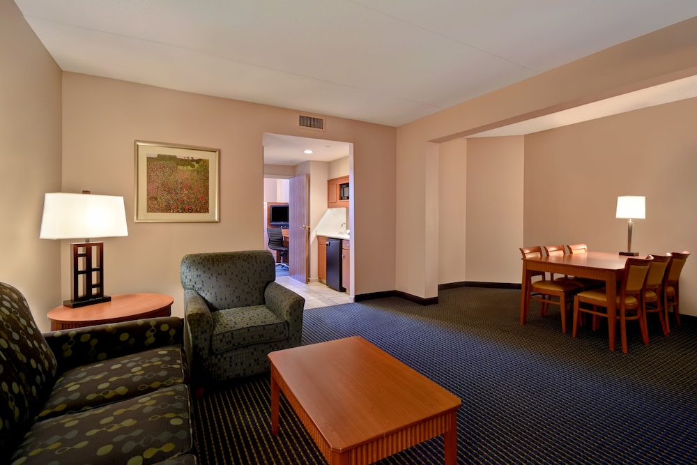 Embassy Suites by Hilton Lexington UK Coldstream 42/66
