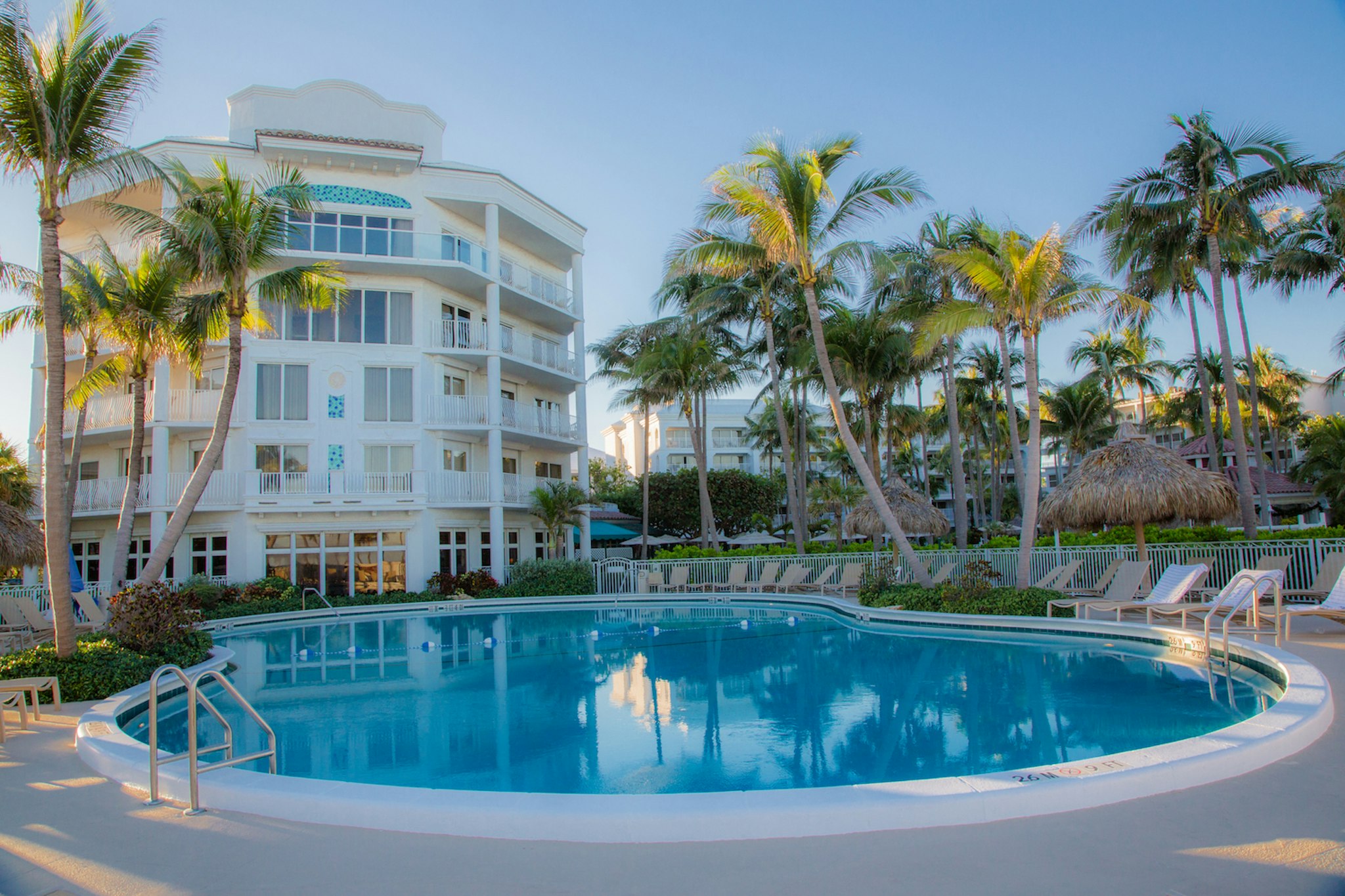 Lago Mar Beach Resort Club 5/90