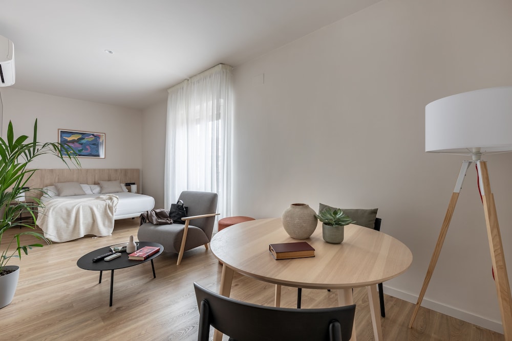 Libere Madrid Palacio Real 44/56