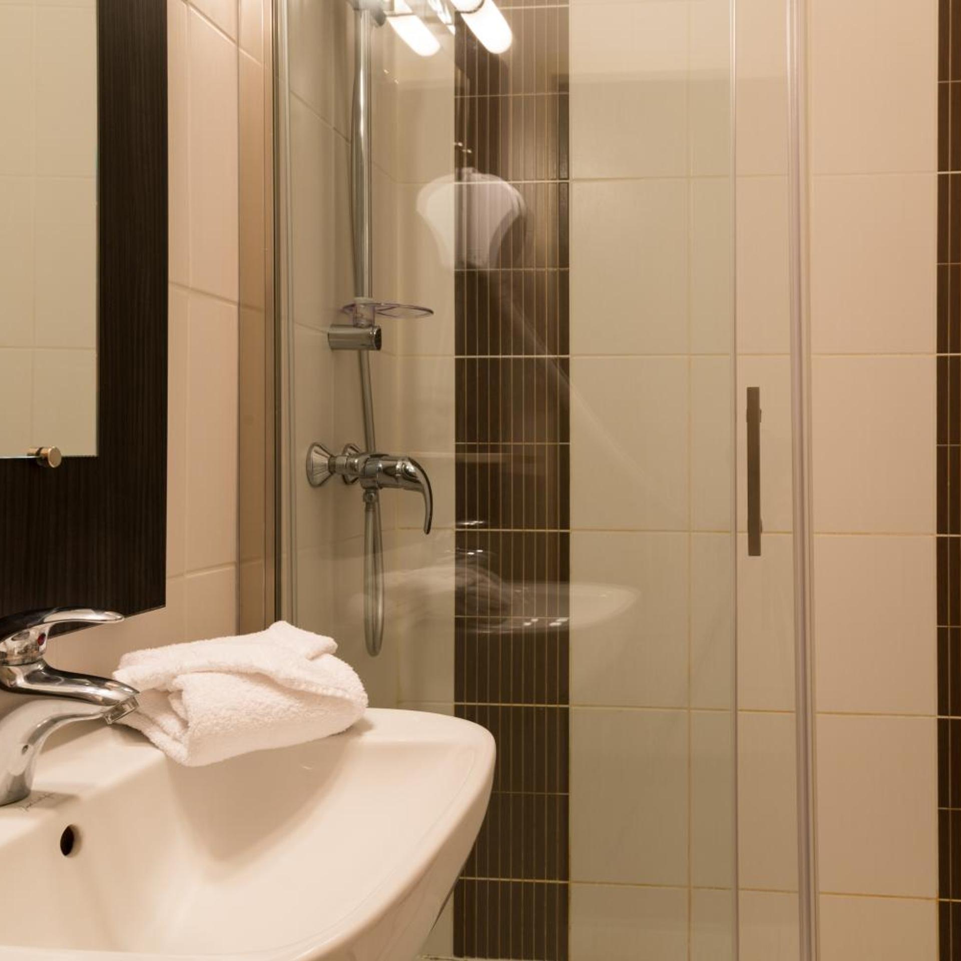 Room, Quadruple, External Bathroom، Hotel Le Seize 7/7