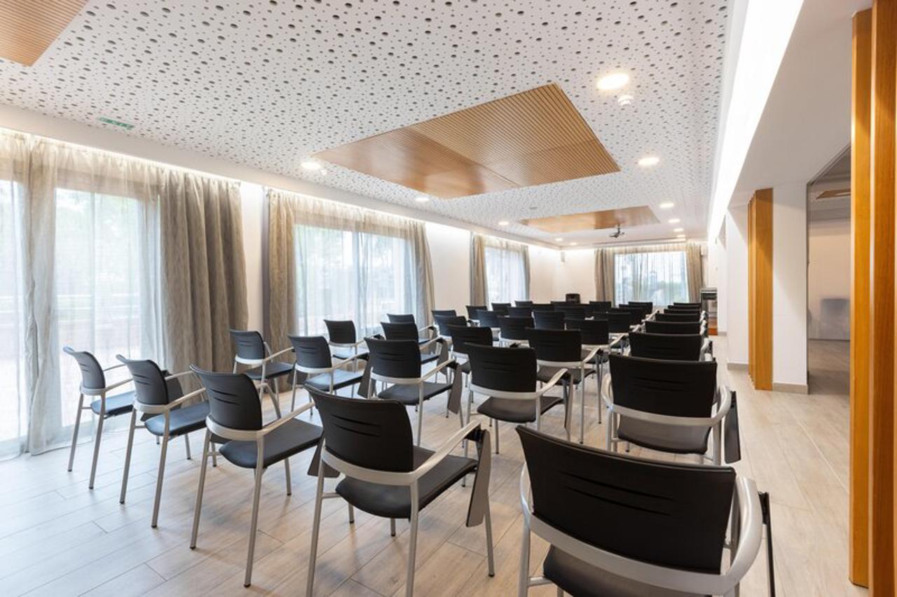 Invisa Hotel Es Pla - Adults Only 66/68