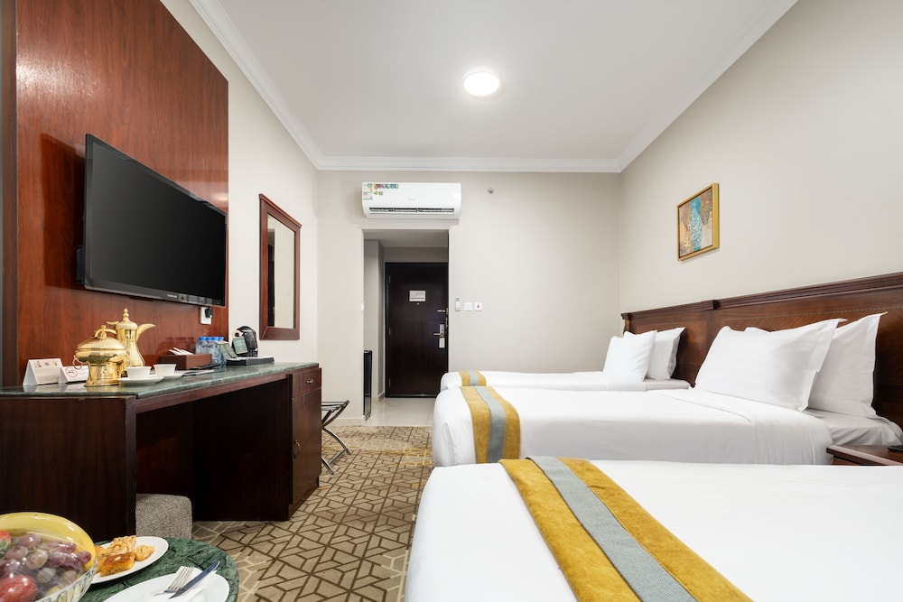 فندق اعمار المنار(Emaar Al Manar Hotel) 13/37