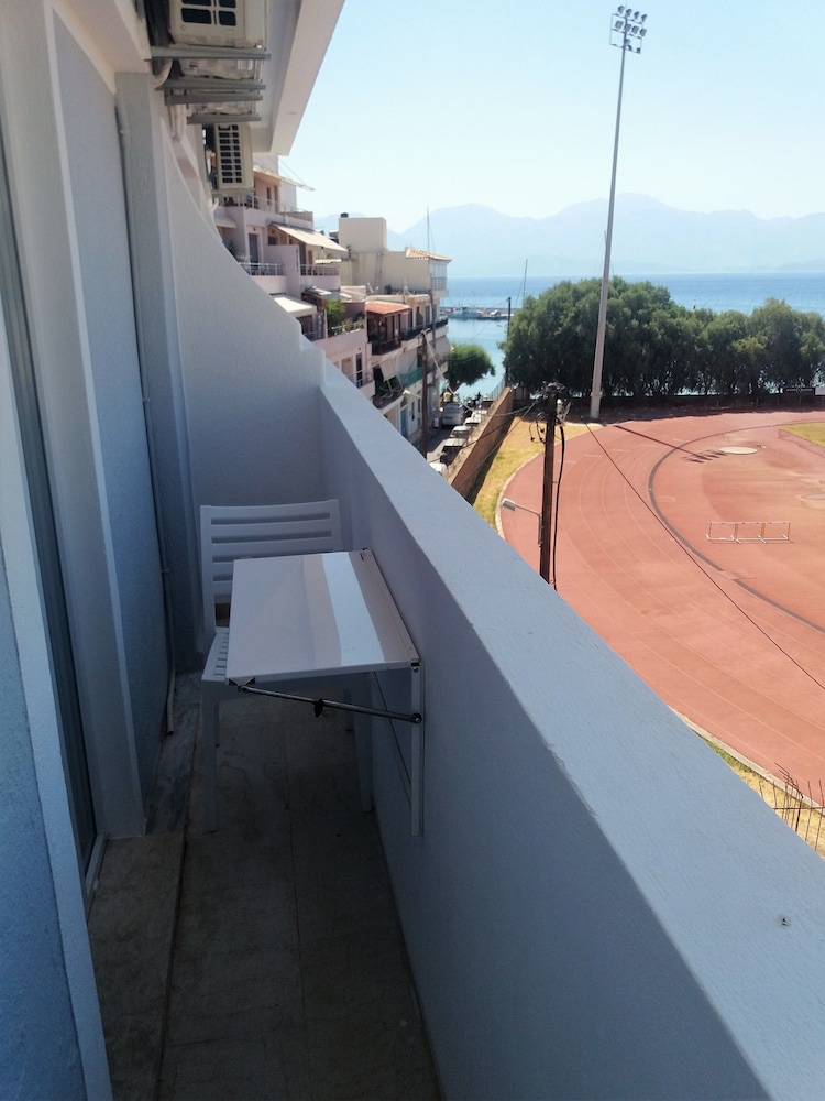 Naiades Marina Hotel Adults only 16+ 35/64
