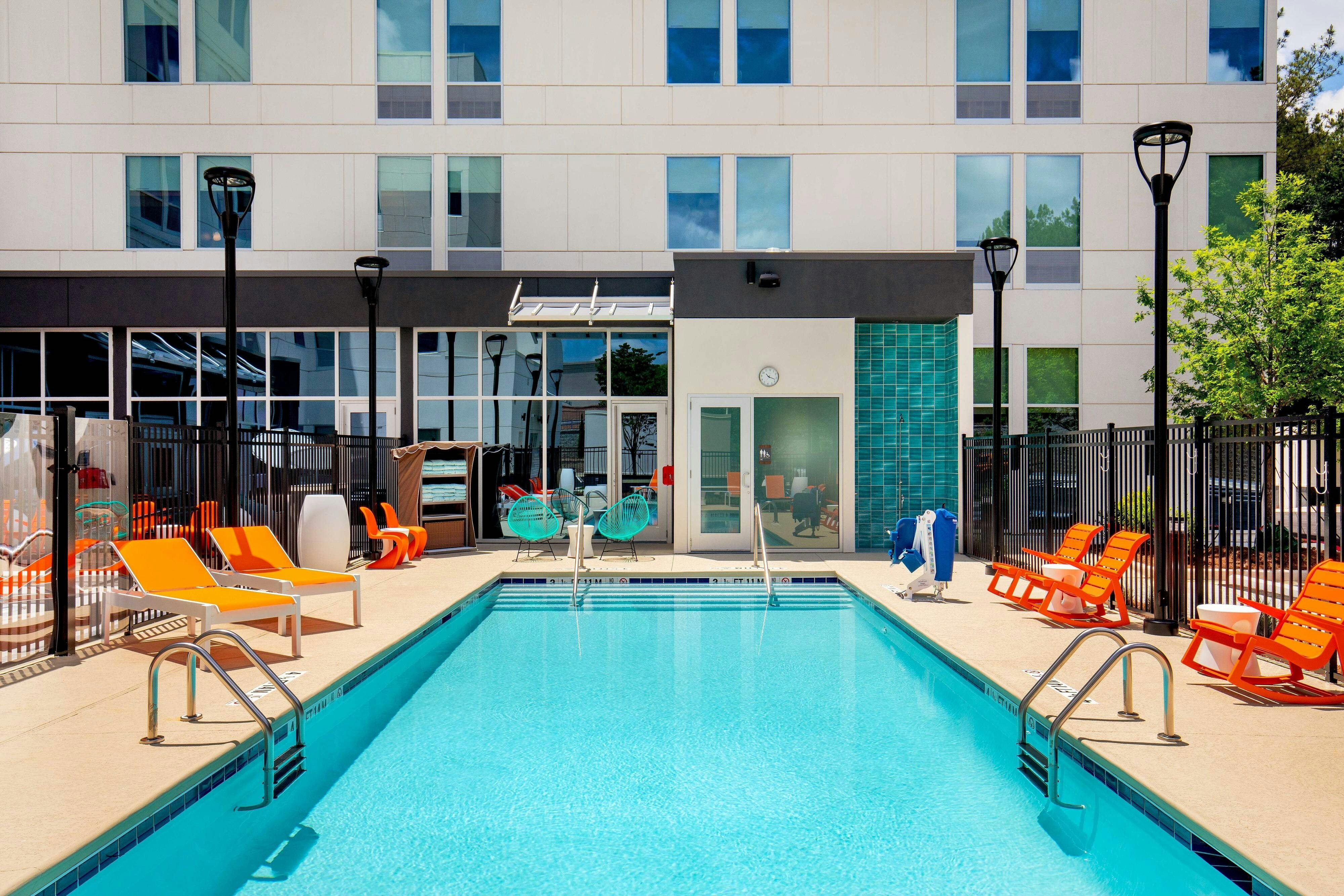 Aloft Alpharetta 2/10