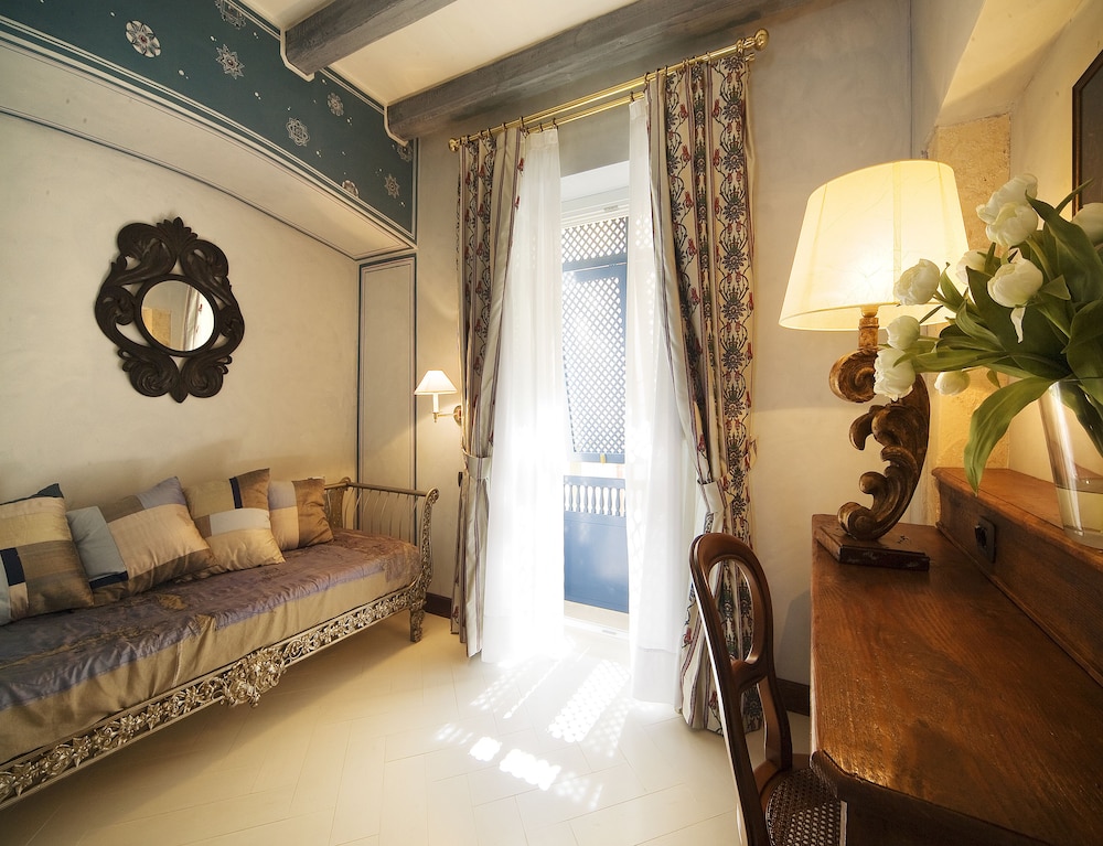ALGILÀ ORTIGIA CHARME HOTEL 46/74