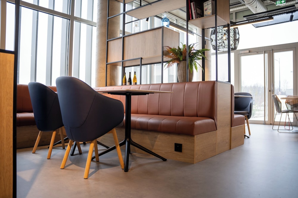Ibis Bourgoin Jallieu Medipole 28/48