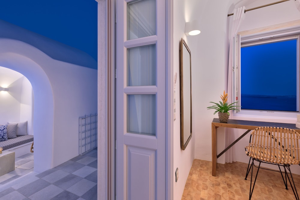 Namaste Suites By Caldera Houses 40/50