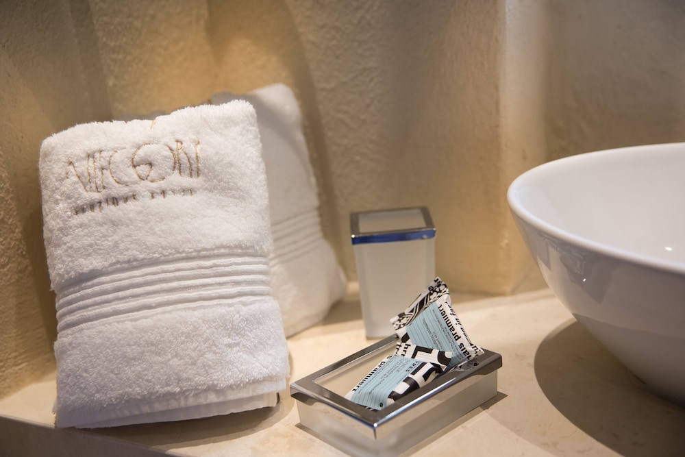 Allegory Boutique Hotel 68/100