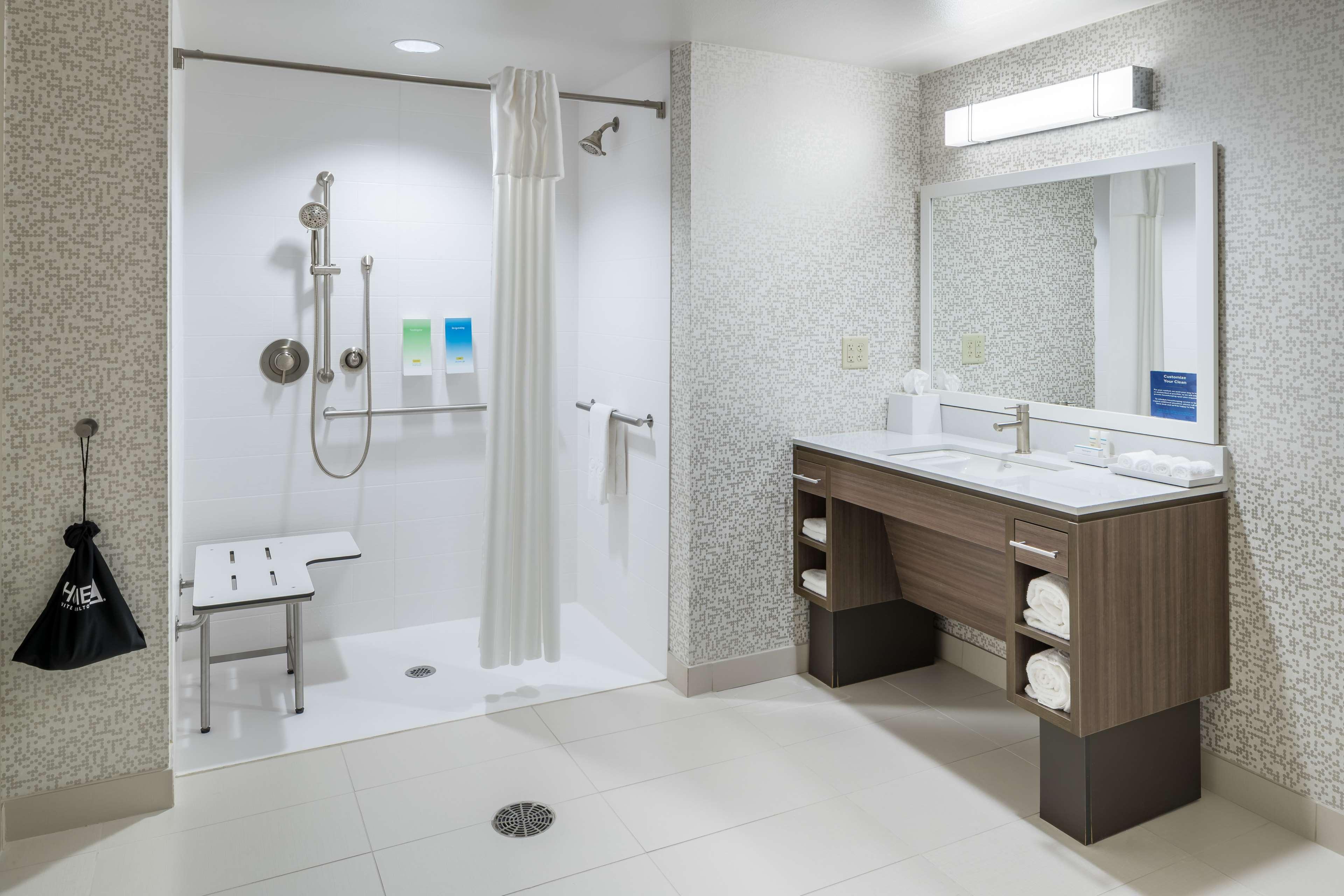 جناح لذوي الإعاقة، Home2 Suites By Hilton Fort Worth Cultural District Tx 2/2