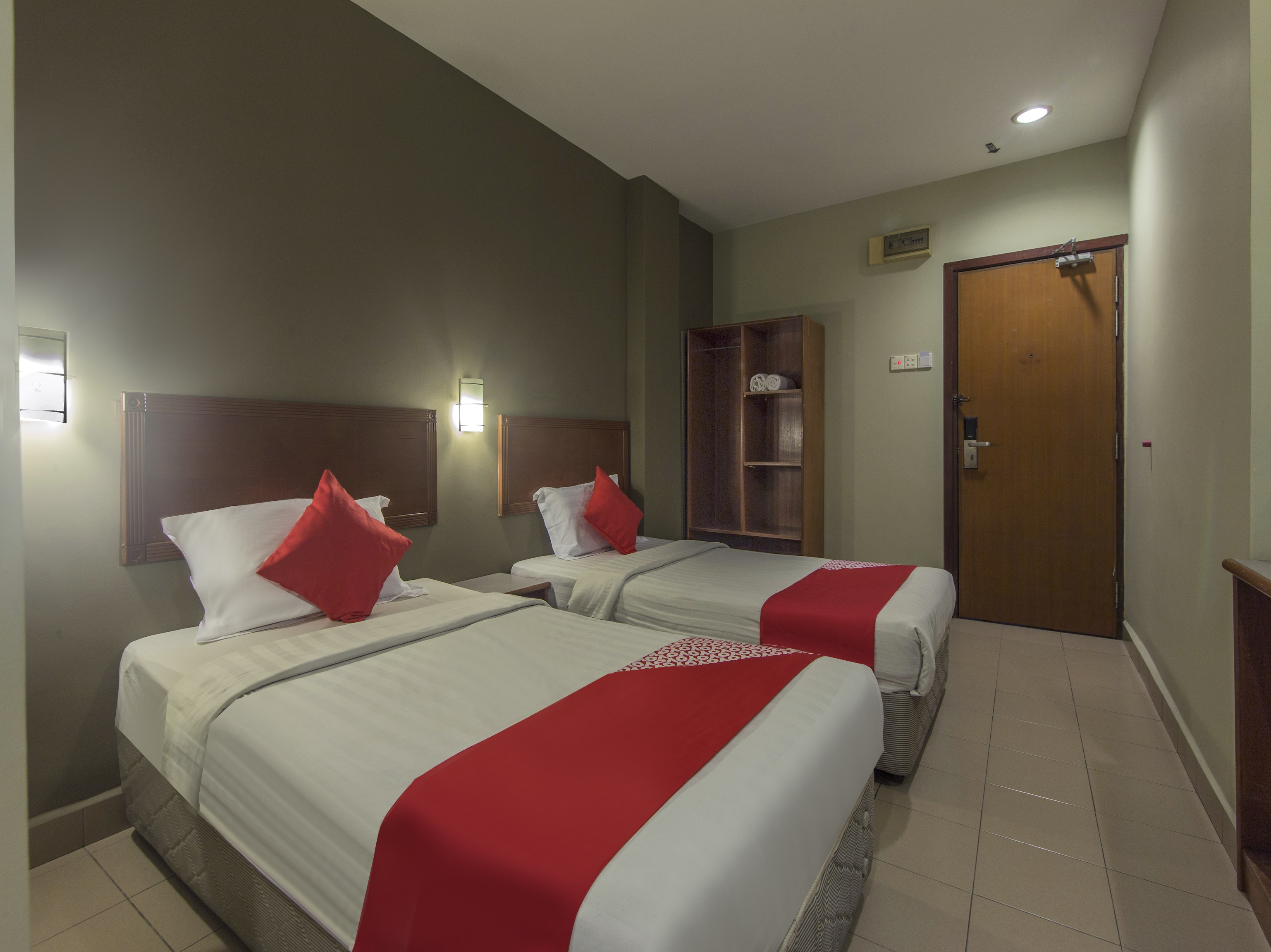 Super OYO 828 Comfort Hotel Shah Alam 22/28