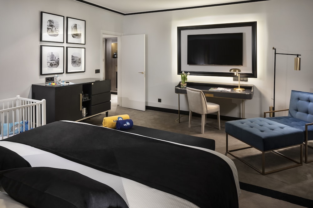 Melia Castilla Hotel 17/81
