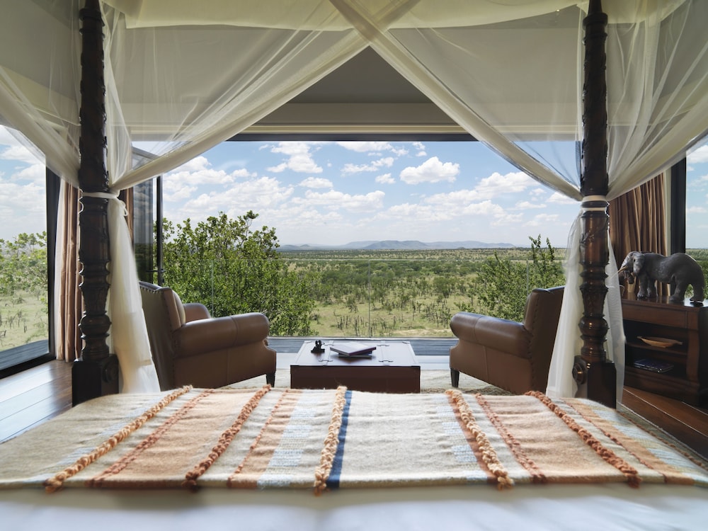 Four Seasons Safari Lodge Serengeti, Tanzania 22/66