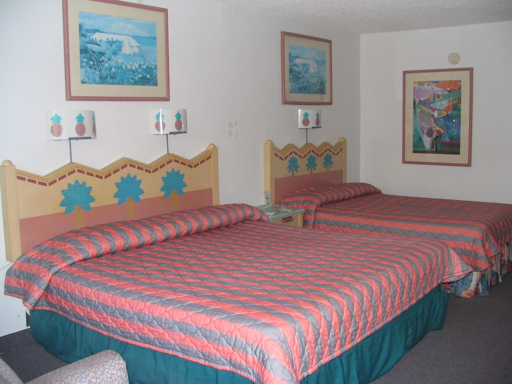 Ambassador Inn 14/32