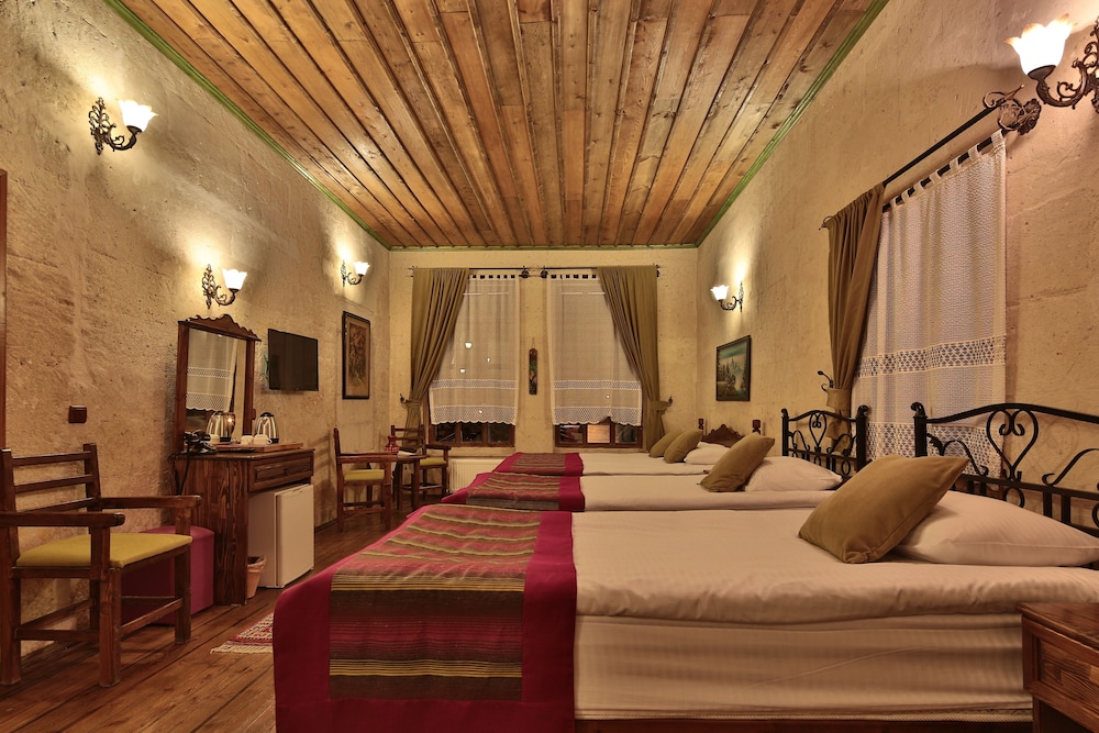 Elif Stone House 46/63