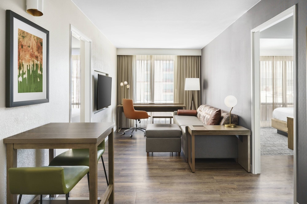 Residence Inn by Marriott Austin Downtown/Convention Center 33/59