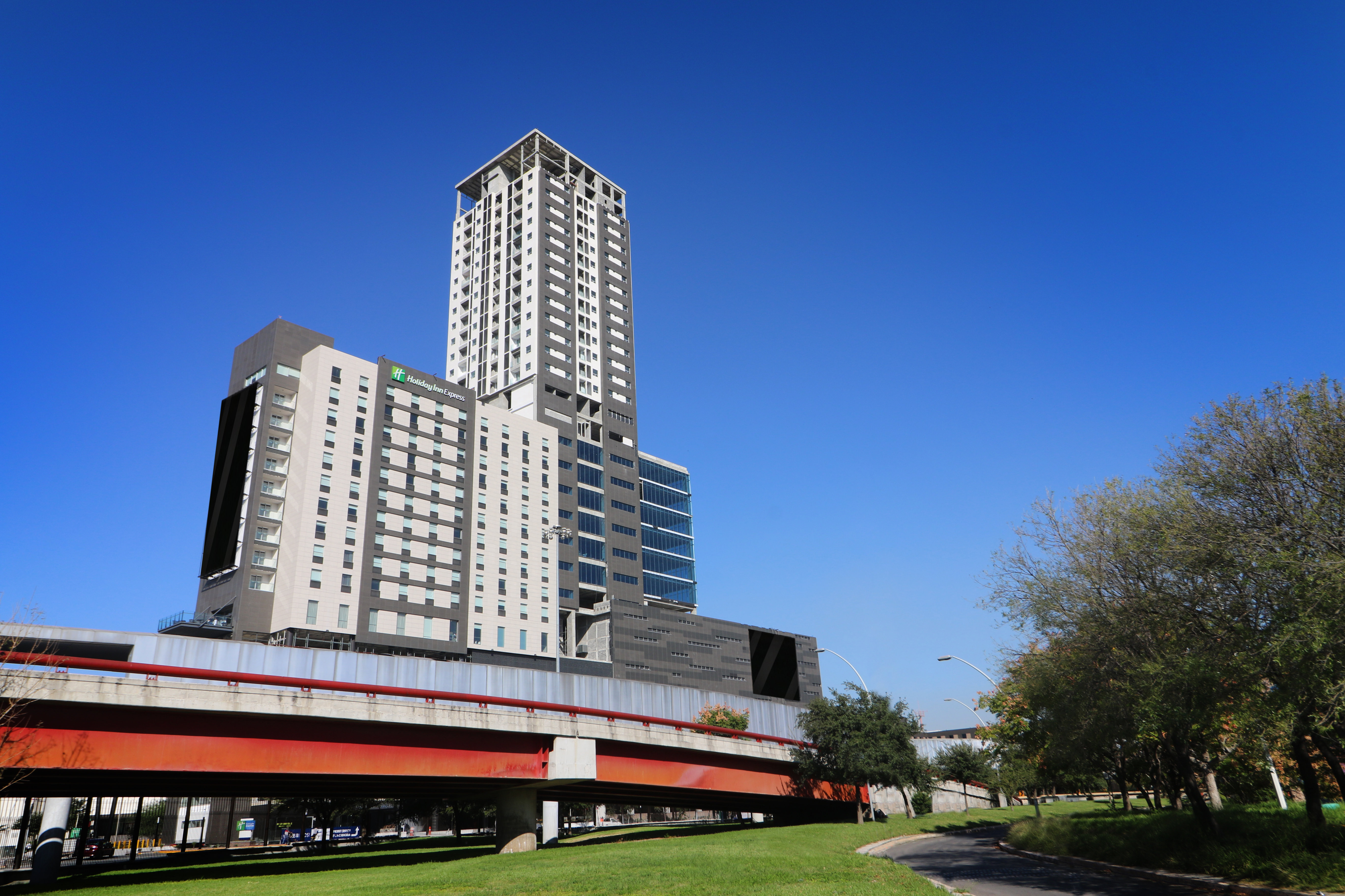Holiday Inn Express Monterrey Fundidora 4/74