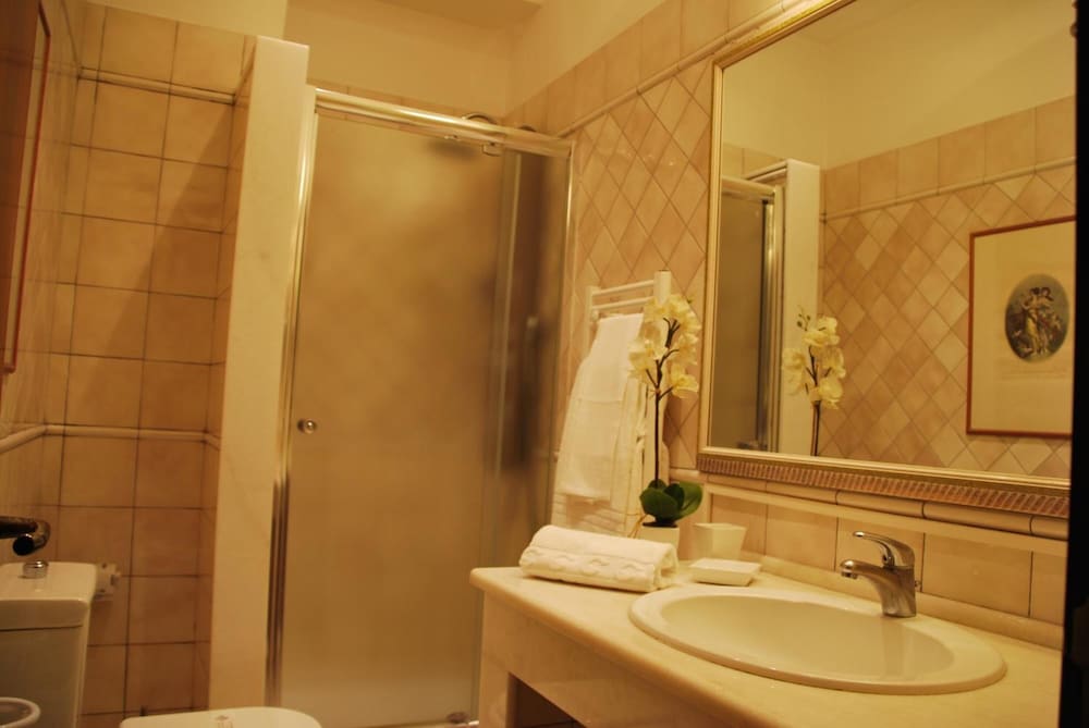 Domus Mariae Albergo 13/48