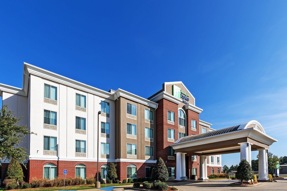 Holiday Inn Express Hotel & Suites Shreveport - West 2/68