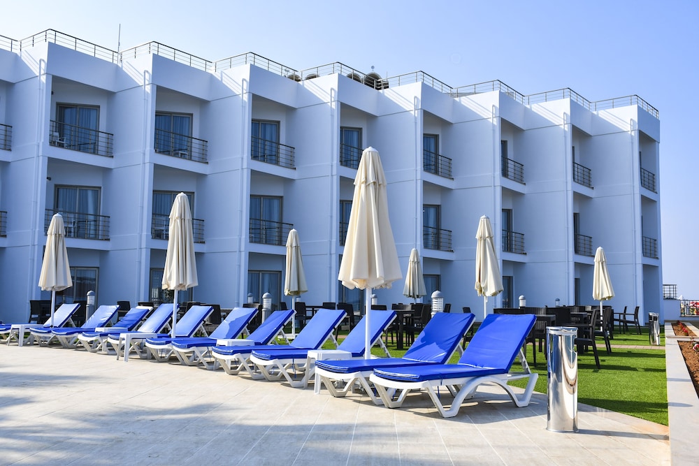 Mimoza Beach Hotel 18/45