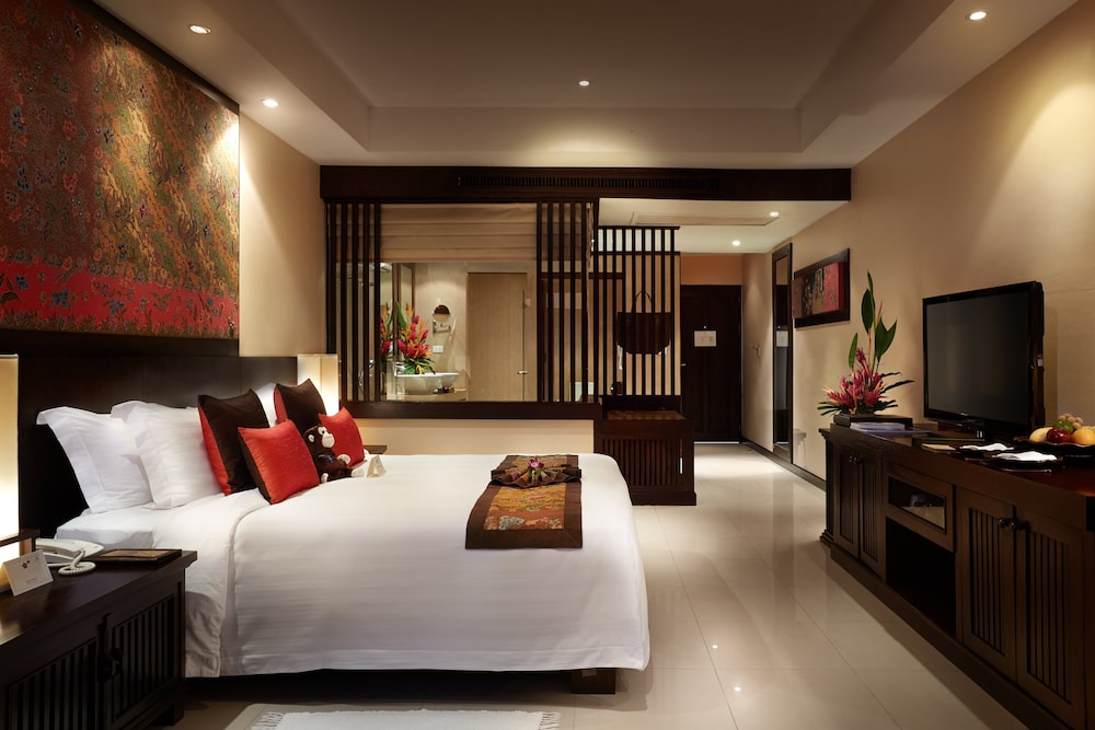 DELUXE ROOM GARDEN VIEW