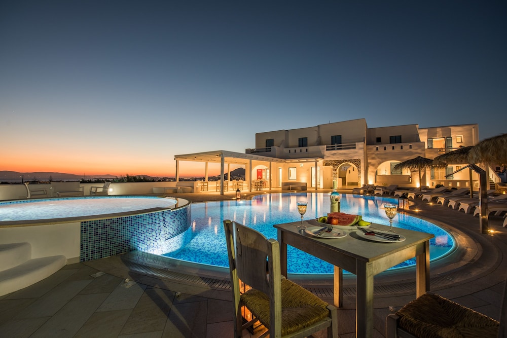 Cycladic Islands Hotel 3/47