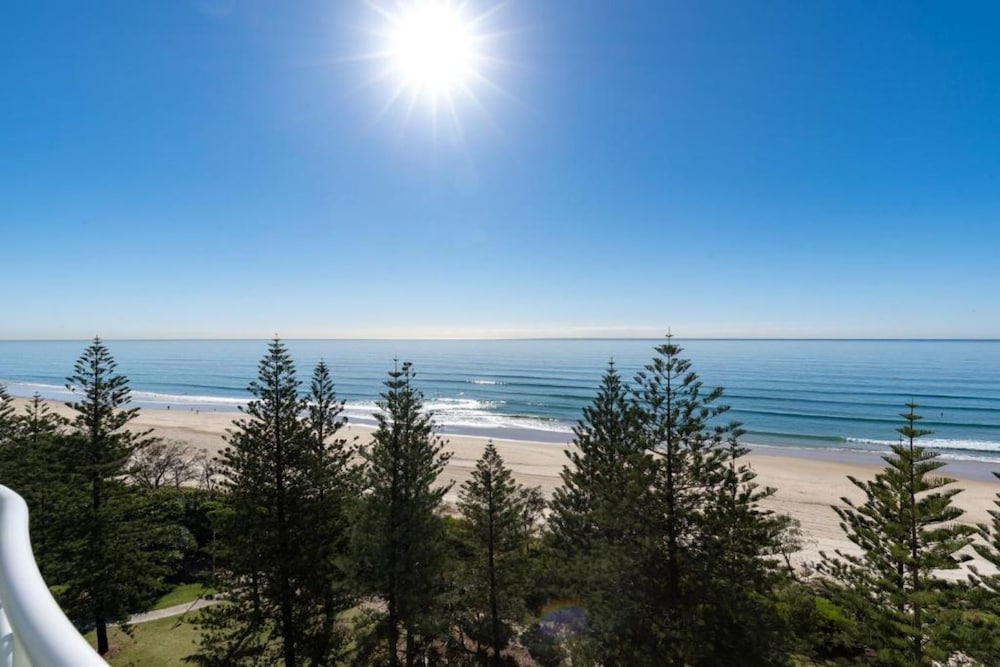 ULTIQA Burleigh Mediterranean Resort 60/65
